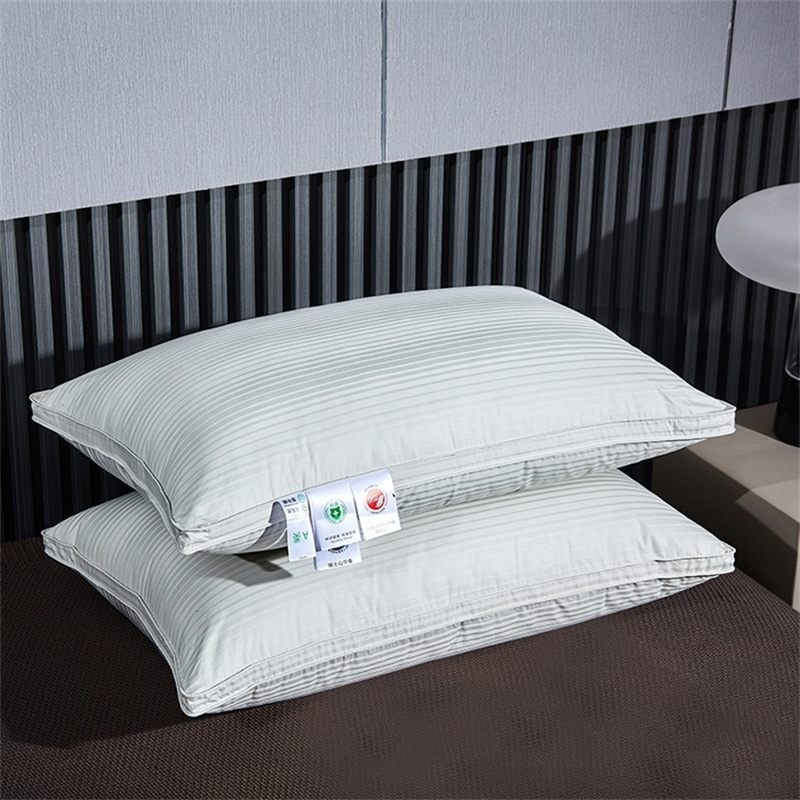 Duck Down Üç Katlı Dolgulu Yastık Saten Şeritli Yastık