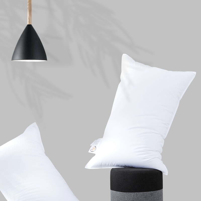 Otel İçin Polyester Sessizlik Kumaş Mikrofiber Dolum Yastığı Otel İçin Polyester Sessizlik Kumaş Mikrofiber Dolum Yastığı